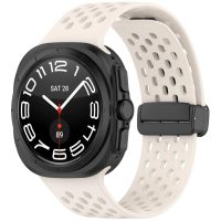 eses Perforált szilikon szíj mágneses csattal Samsung Galaxy Watch Ultra 47mm-hez - Bézs