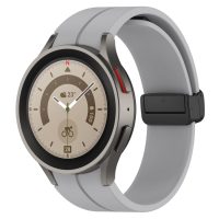 eses Szilikon szíj mágneses csattal Samsung Galaxy Watch 4, 5, 6, 7-höz - Világos szürke